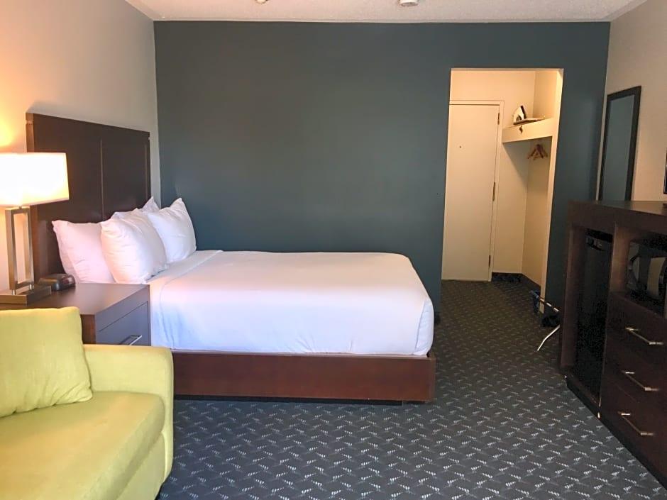 Days Inn By Wyndham Sarnia Harbourfront Extérieur photo